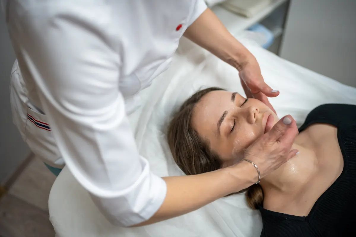 Polo Salute Lucca | Osteopatia: un approccio completo al Benessere