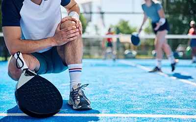 Prevenzione e trattamento degli infortuni nel padel: guida completa per giocatori di ogni livello Polo Salute Lucca | Prevenzione e trattamento degli infortuni nel padel: guida completa per giocatori di ogni livello